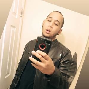 Meet your Posher, Reyes